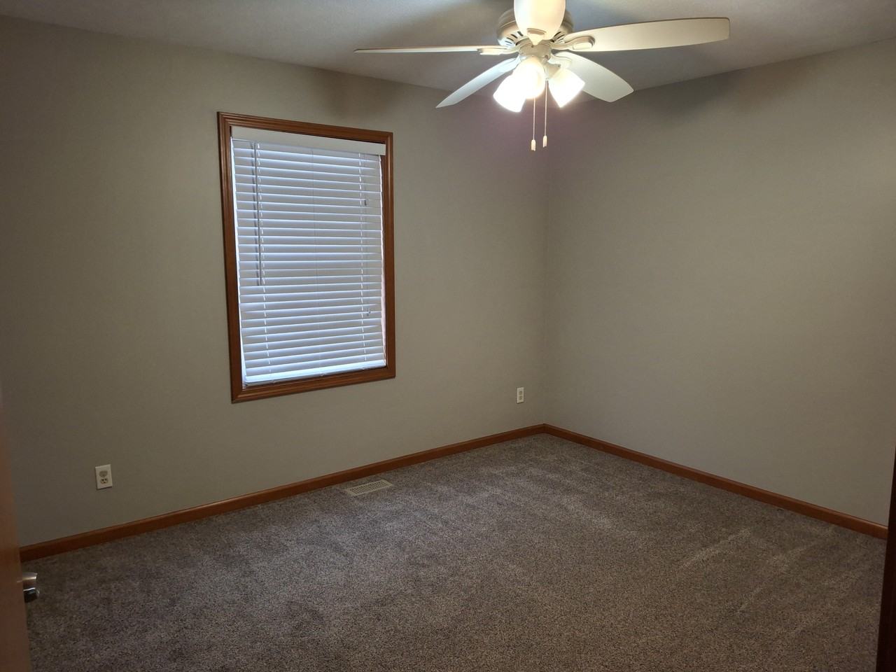 465 Cornerstone Ave #NA - Photo 6 of 8