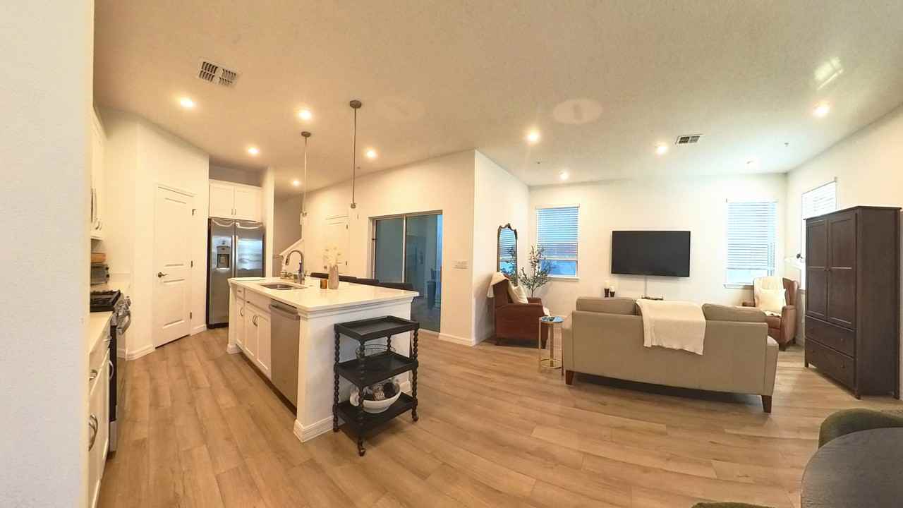 554 Orient Ave #NA - Photo 5 of 32