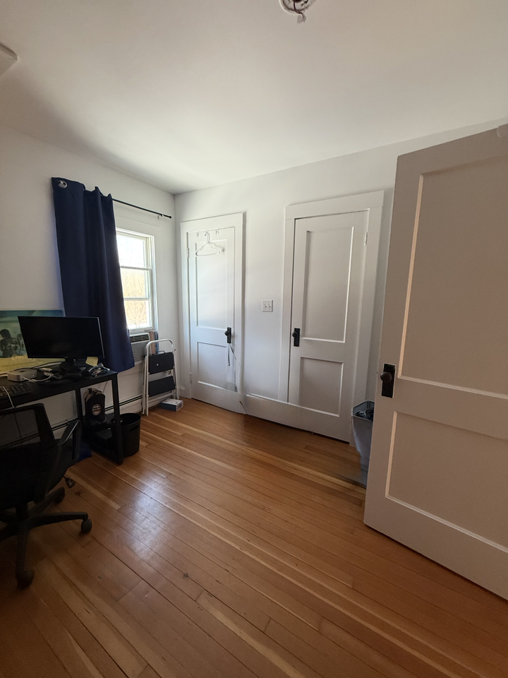 21 Deer Spring Rd #A - Photo 2 of 5