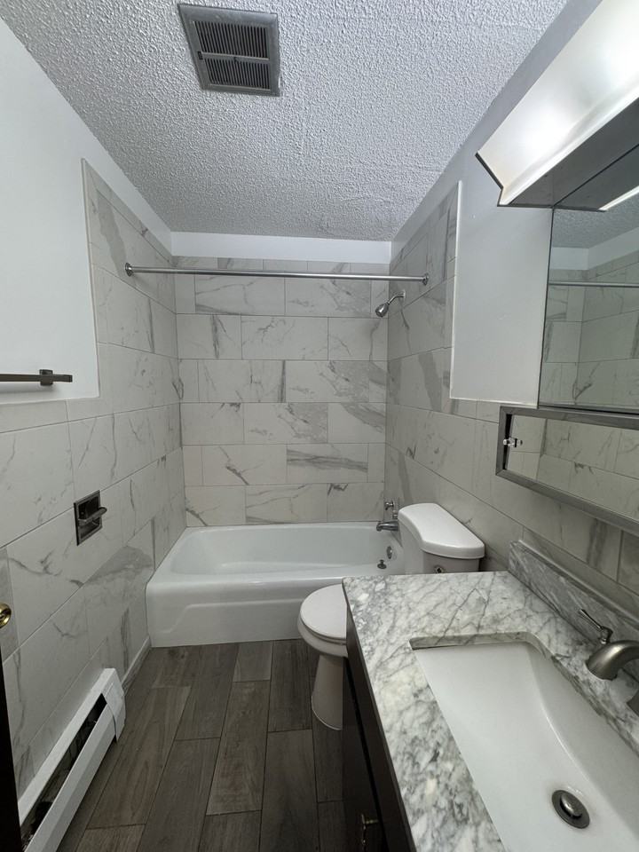 1885 Wilson Ave - Photo 6 of 7