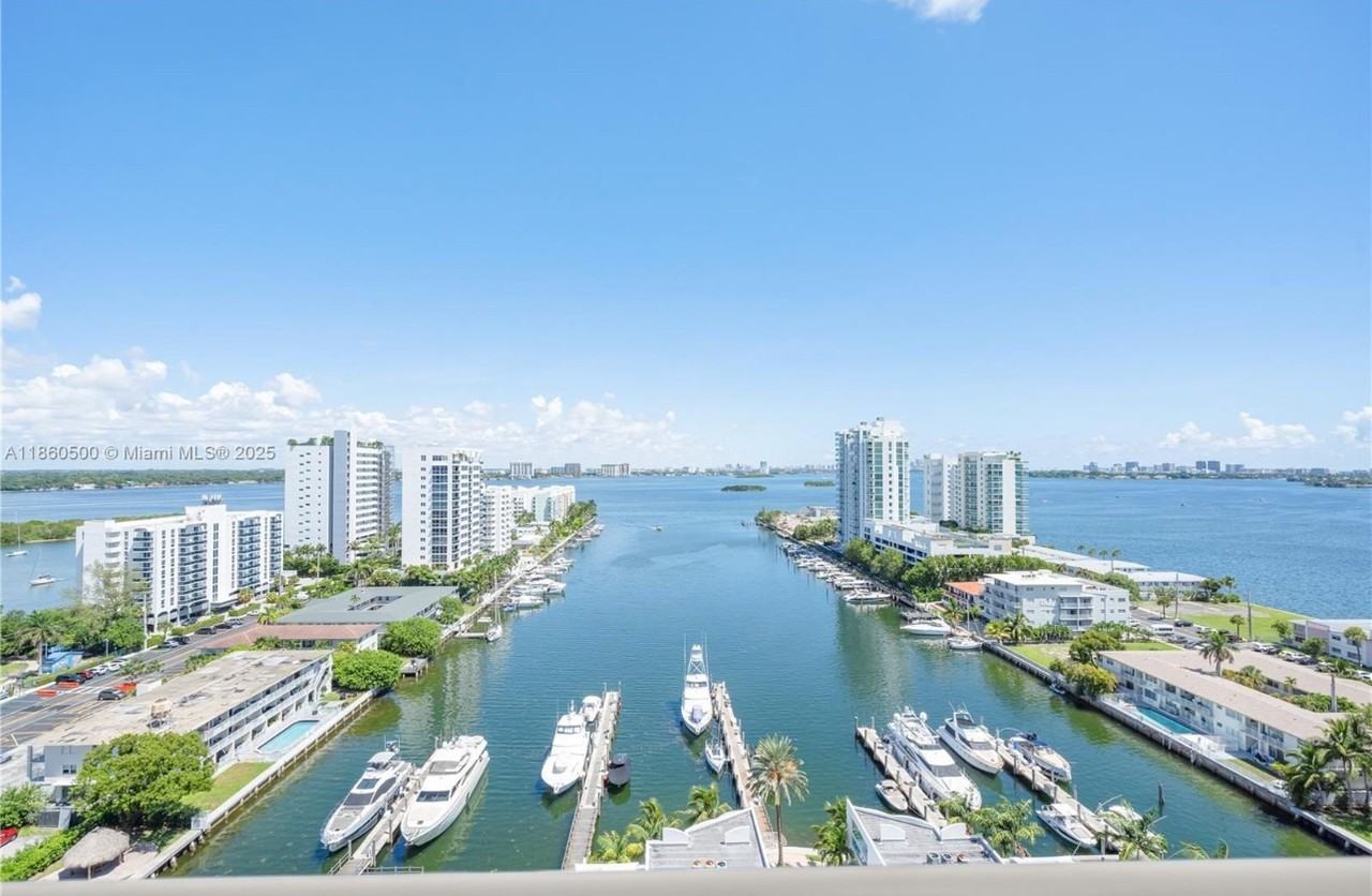 7900 Harbor Island Dr #PH14