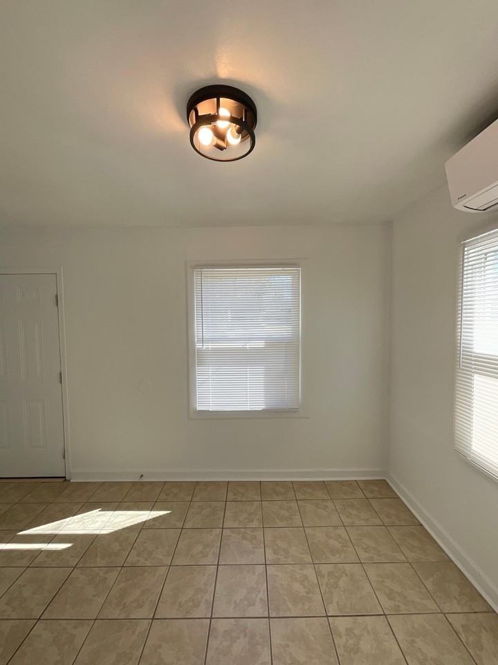 3005 Abelia Dr - Photo 3 of 18