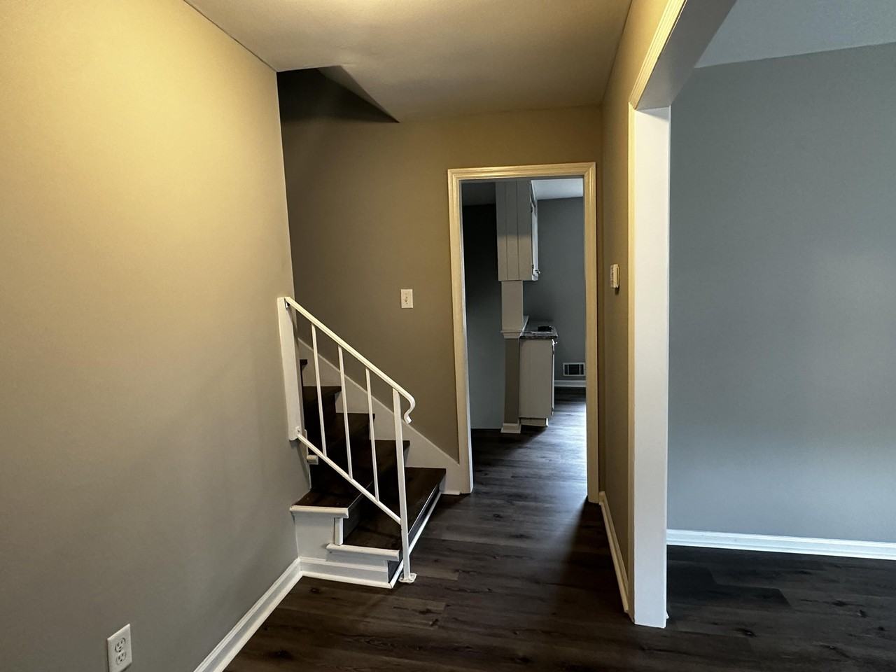 4565 Rockdale Ct - Photo 3 of 29