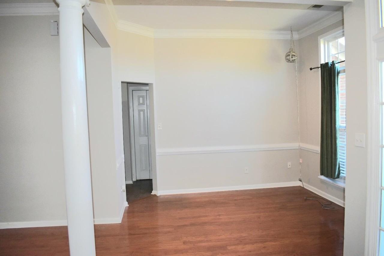 1889 Long Creek Fls - Photo 5 of 24