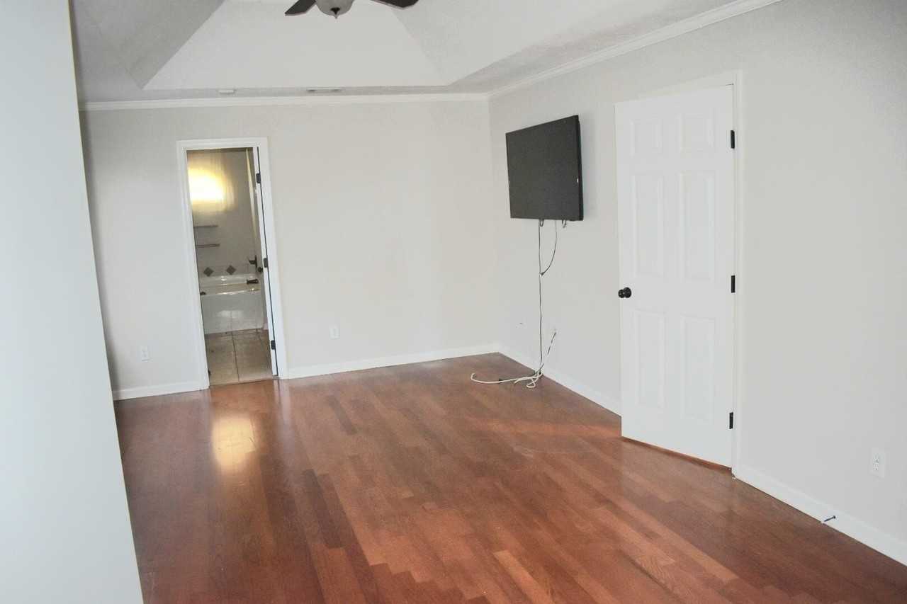 1889 Long Creek Fls - Photo 7 of 24