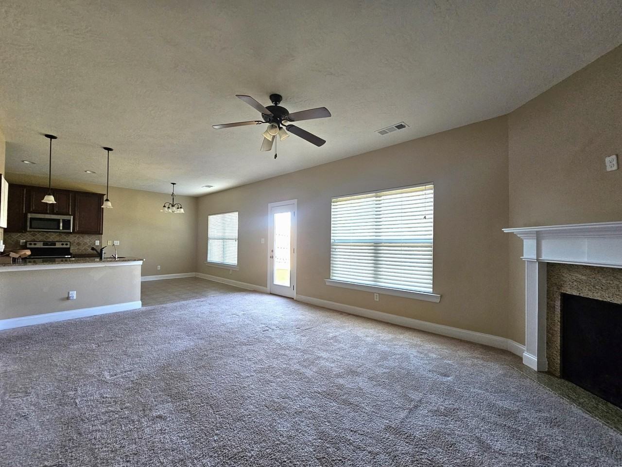 3915 Griese Ln - Photo 5 of 12