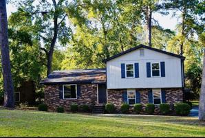 featured image of 3271 Hillwood Ln