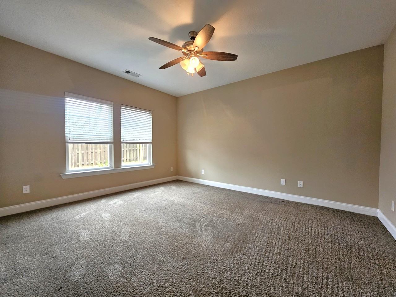 1212 Cobblefield Dr - Photo 7 of 18