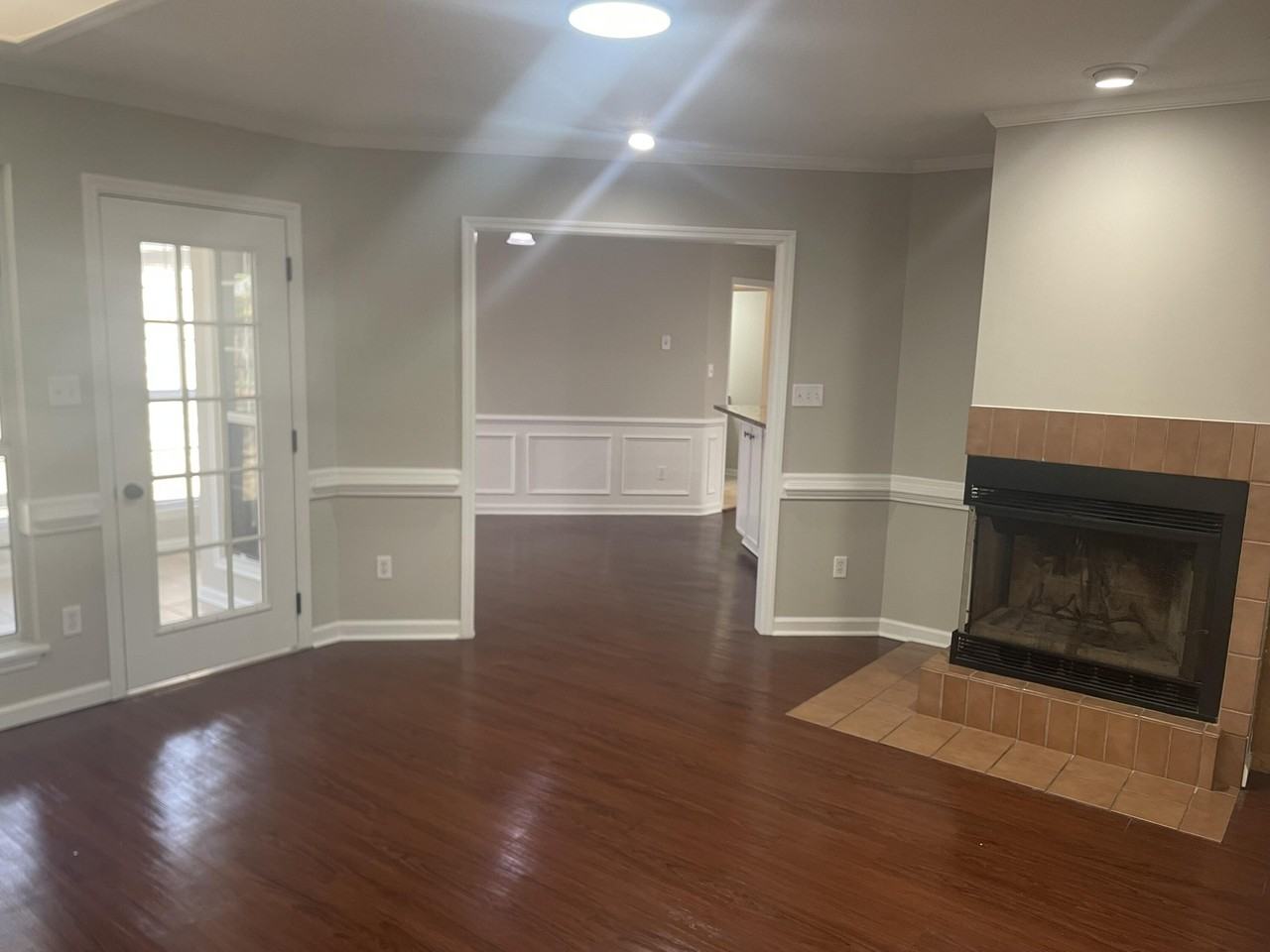 686 Clinton Way W - Photo 6 of 30