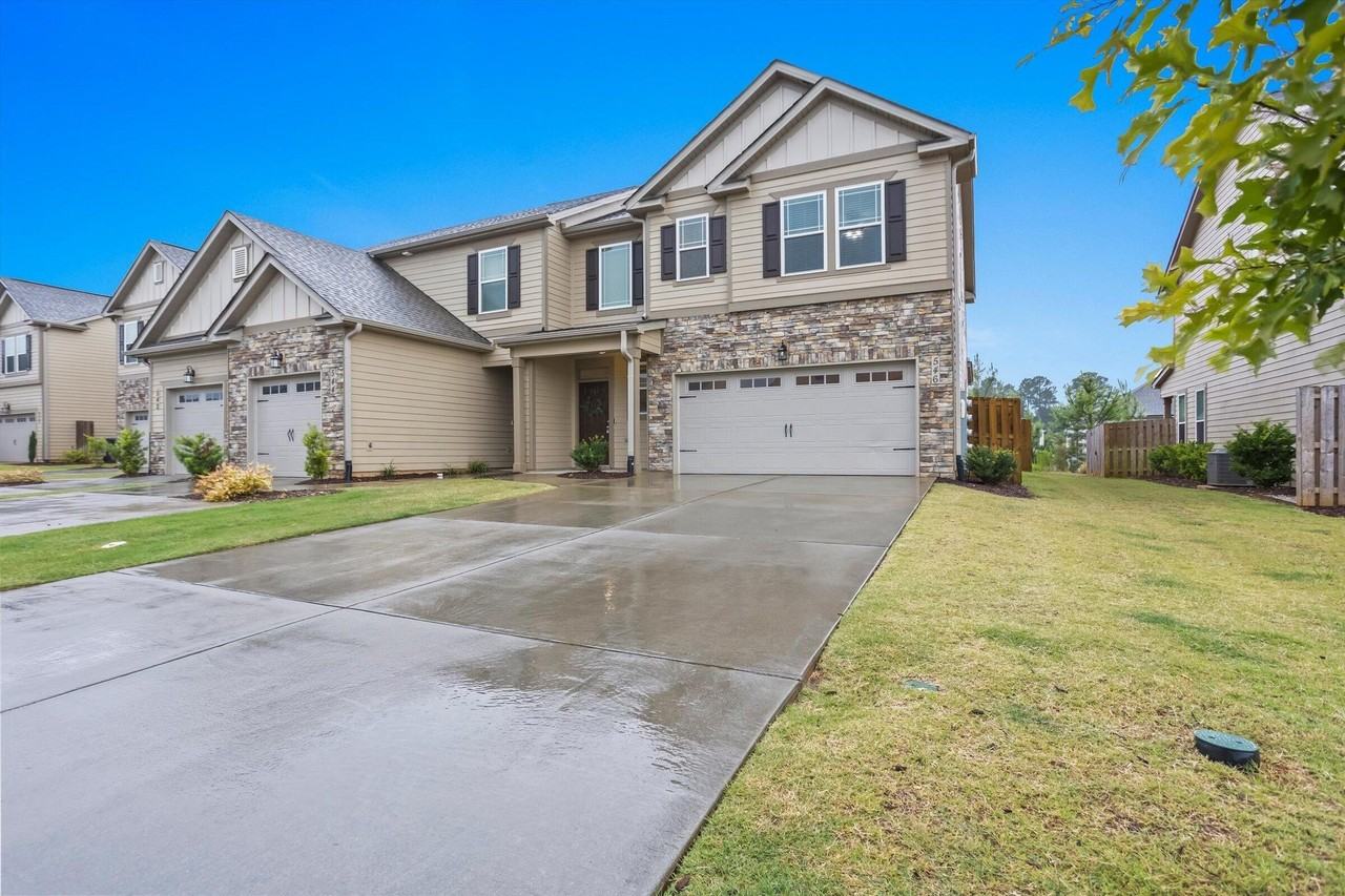 546 Vinings Dr Unit 7 #7 - Photo 3 of 29