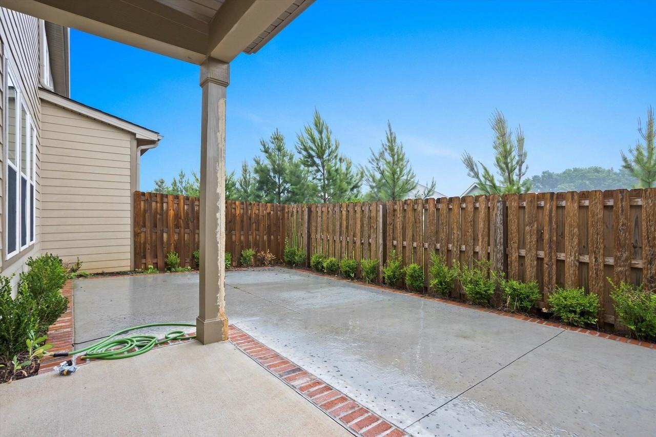 546 Vinings Dr Unit 7 #7 - Photo 4 of 29