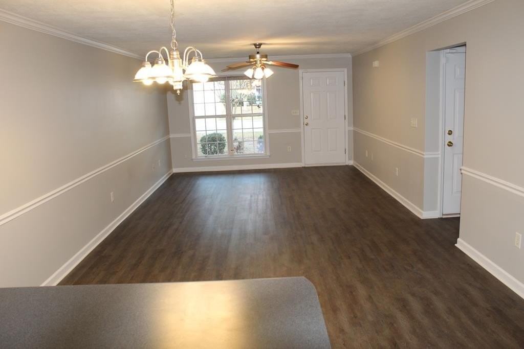 620 Goodale Ln - Photo 2 of 49