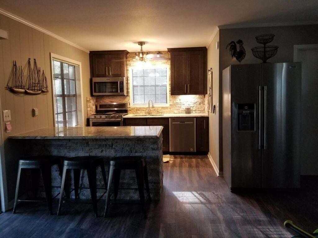 1647A White Oak Rd - Photo 3 of 25