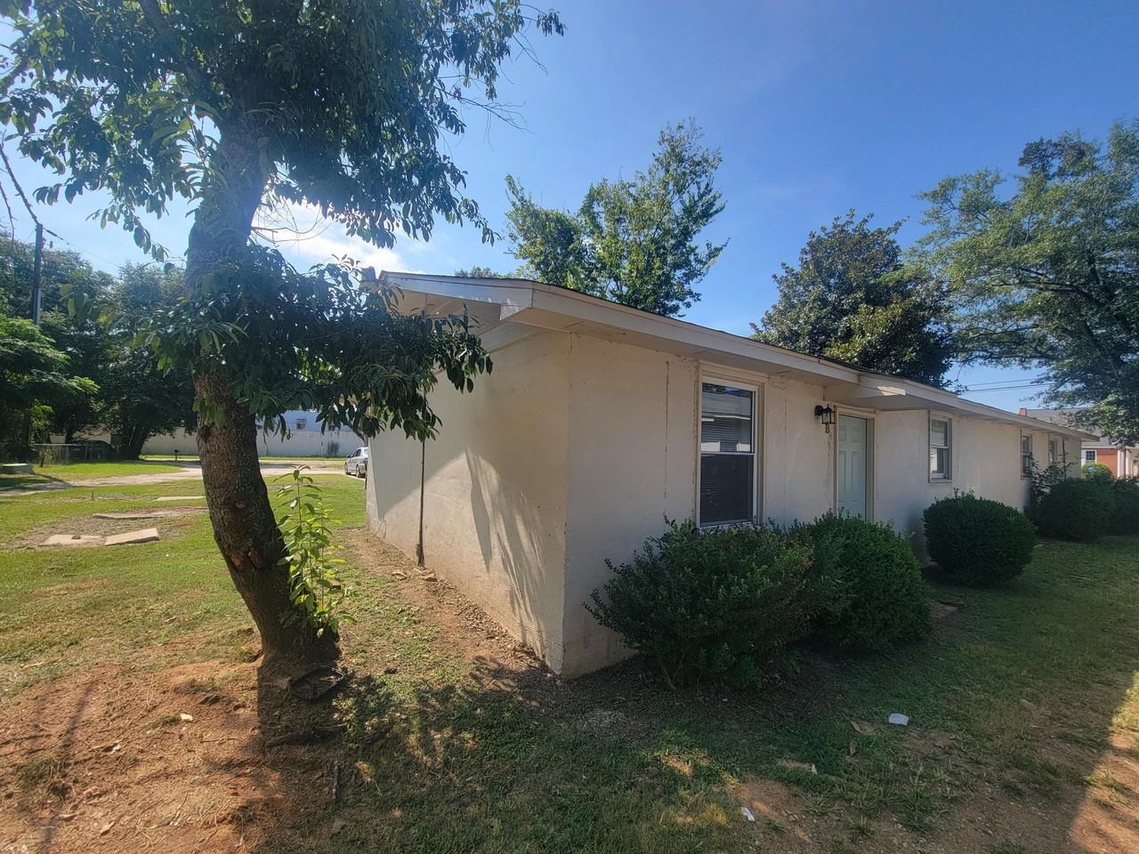 113 Main St Apt B #B - Photo 3 of 11