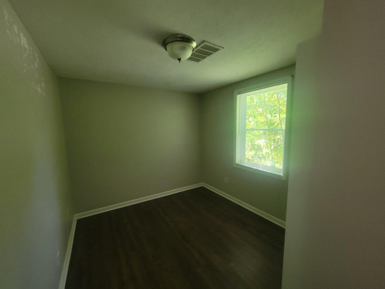 113 Main St Apt B #B - Photo 6 of 11