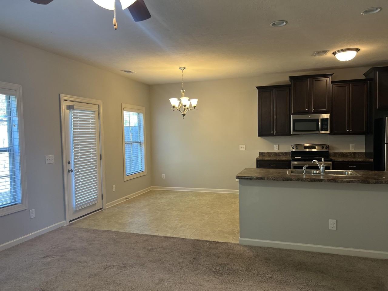 932 Erika Ln - Photo 5 of 7