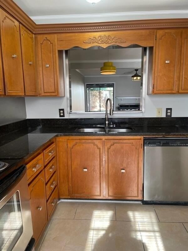 950 Bama Ave - Photo 4 of 30