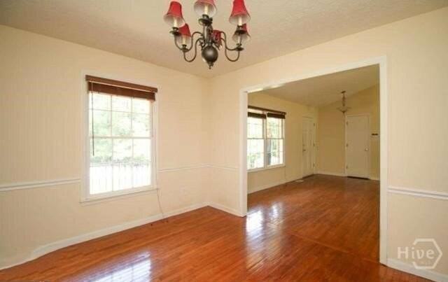 220 Providence Rd - Photo 7 of 15