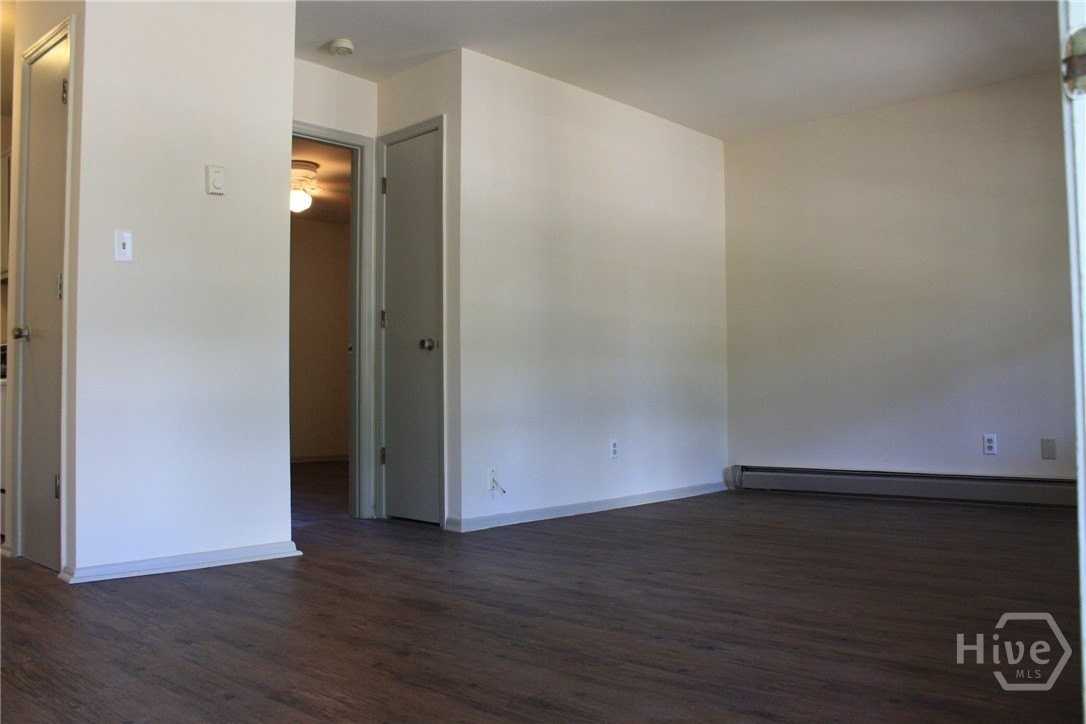 223 E Cloverhurst Ave Apt 8 #8 - Photo 3 of 4