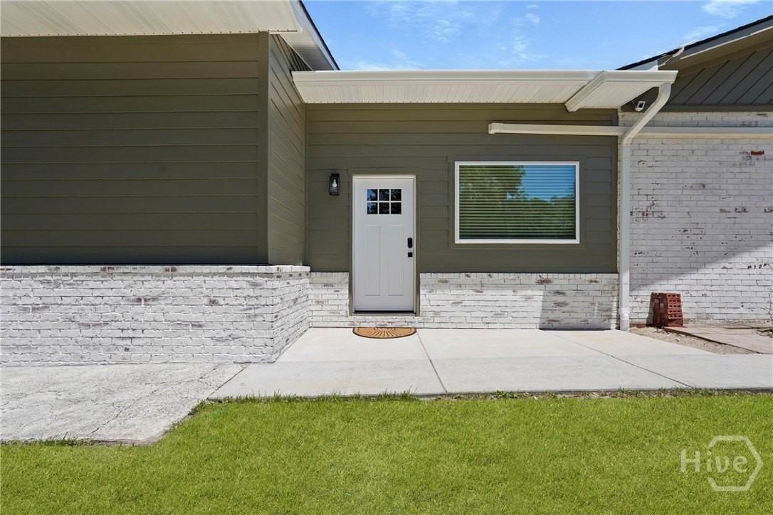 1112 Walthour Rd - Photo 4 of 18