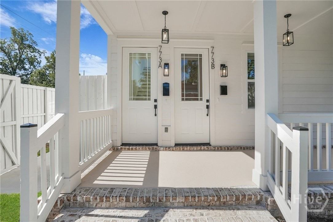 773 E Duffy St Unit B #B - Photo 7 of 43