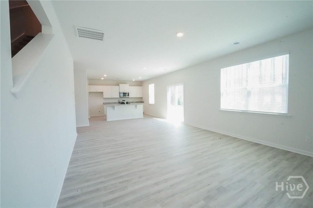 146 Kraft Cv - Photo 6 of 34