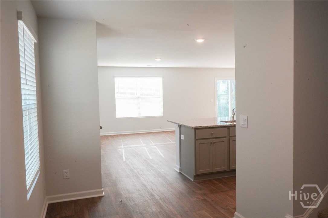 391 Coconut Dr - Photo 6 of 50