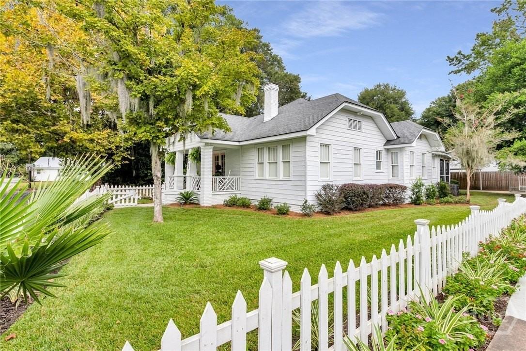 1108 Bonaventure Rd - Photo 4 of 43