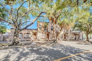 512 E Liberty St - Photo 1 of 1