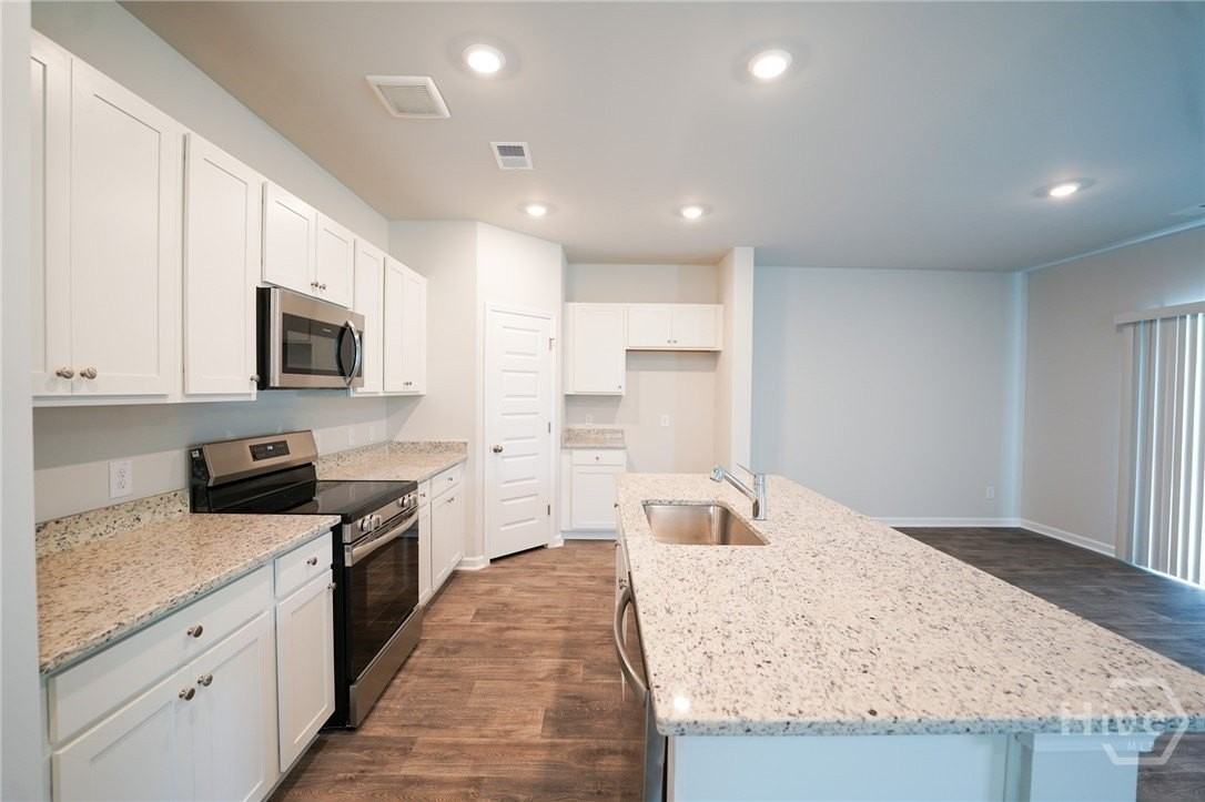 154 Bottlebrush Dr - Photo 7 of 24