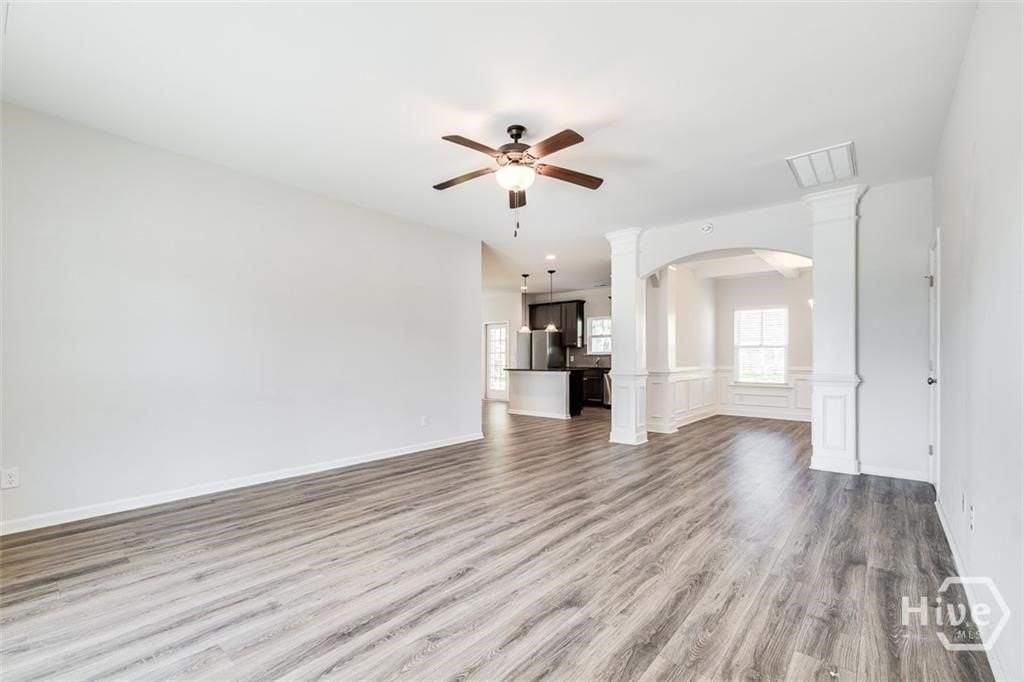 24 Swallow Tail Cir - Photo 6 of 36