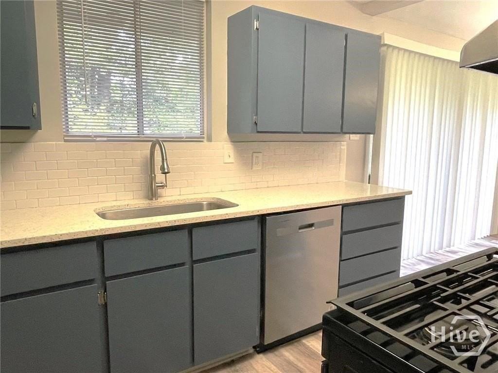 12509 Woodley Rd - Photo 7 of 14