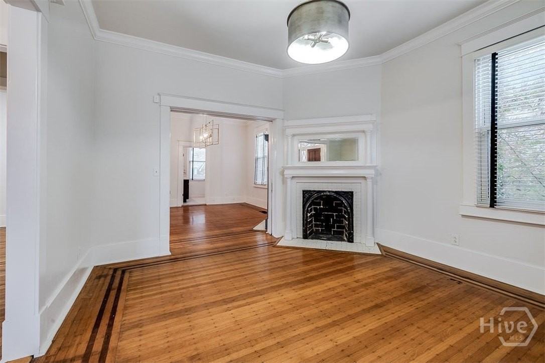 514 Maupas Ave - Photo 6 of 50