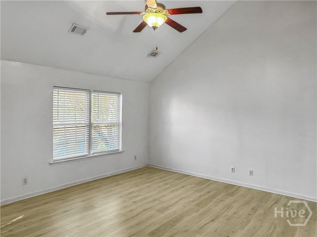 3 Redding Ct - Photo 6 of 27