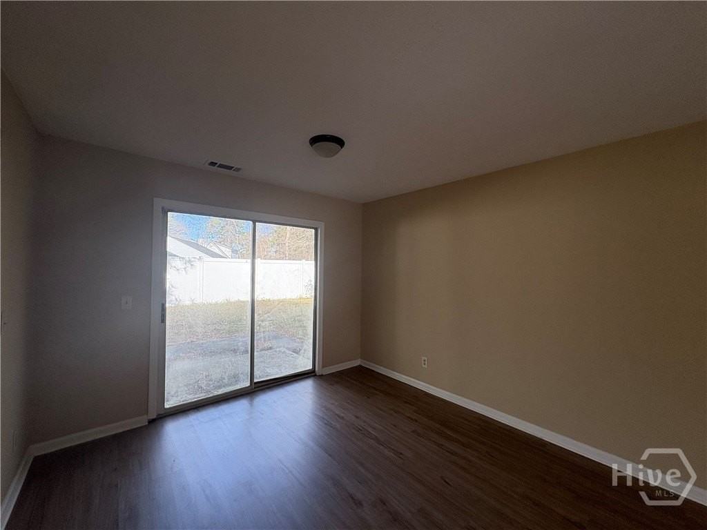 170 Blue Heron Dr - Photo 4 of 12