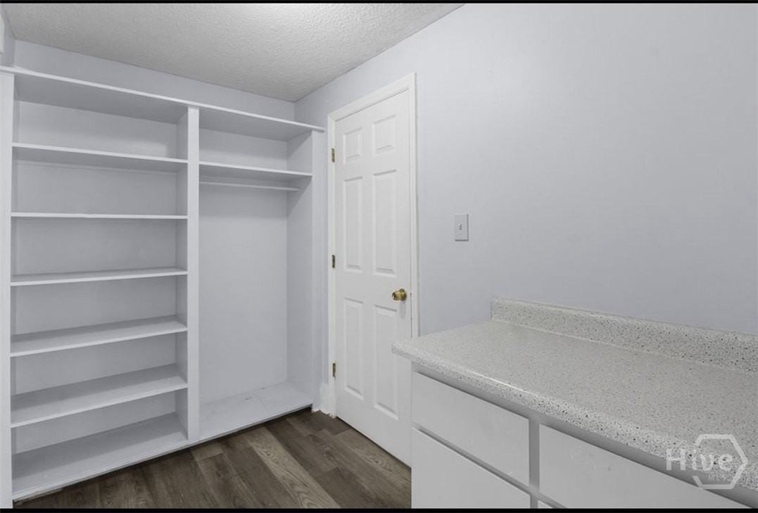 2030 Alabama Ave - Photo 7 of 17