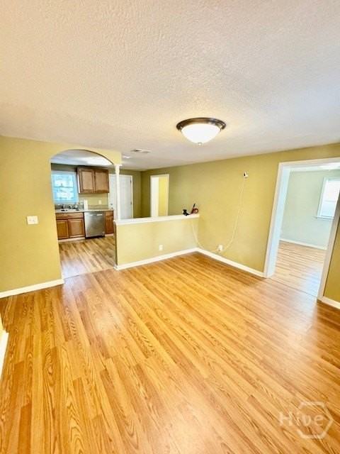 904 Sherman Ave - Photo 3 of 12