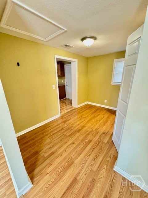 904 Sherman Ave - Photo 7 of 12