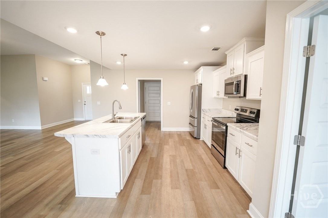 336 Tallulah Bnd - Photo 3 of 19