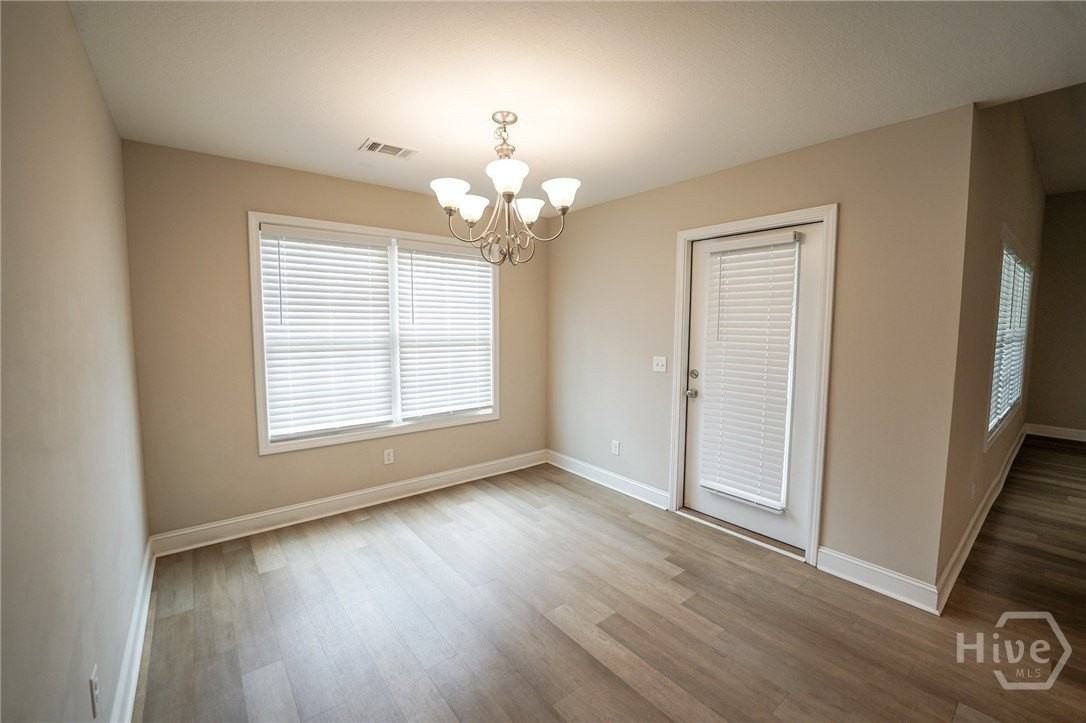 336 Tallulah Bnd - Photo 6 of 19