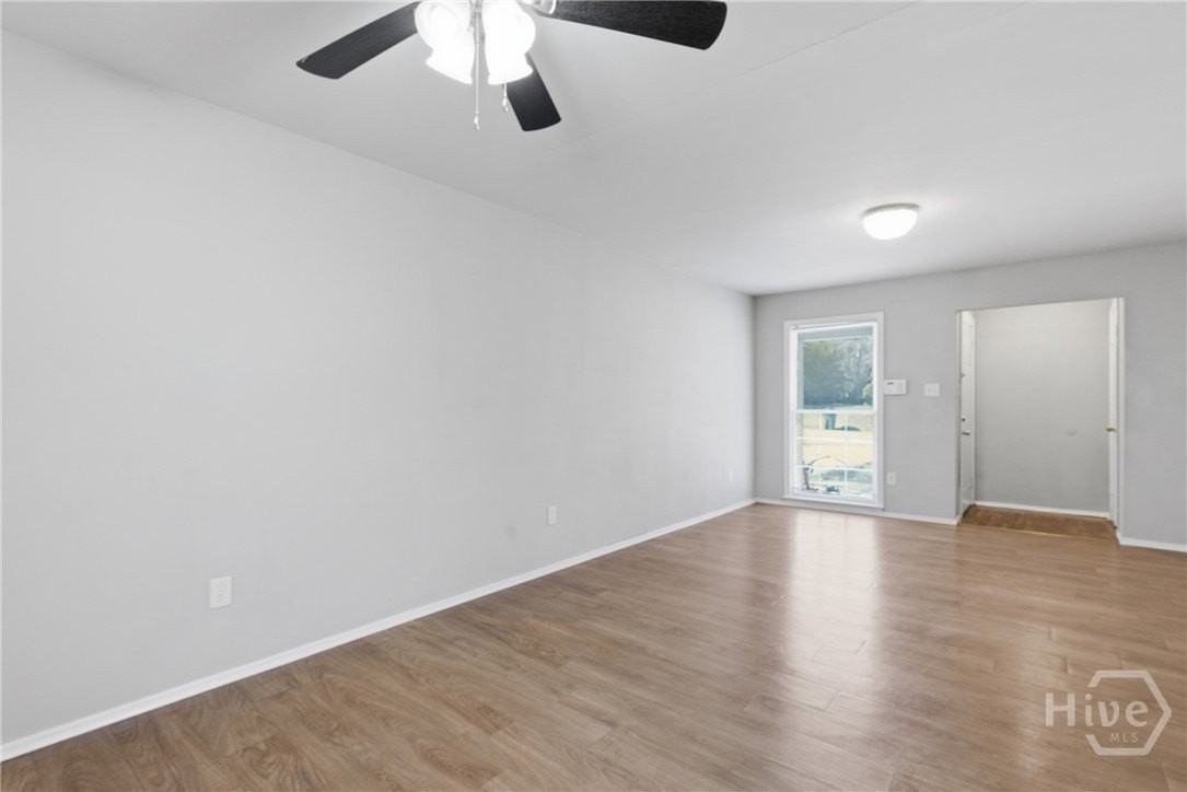 2 La Brea Blvd - Photo 5 of 27