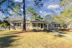 220 Westwood Dr - Photo 1 of 1