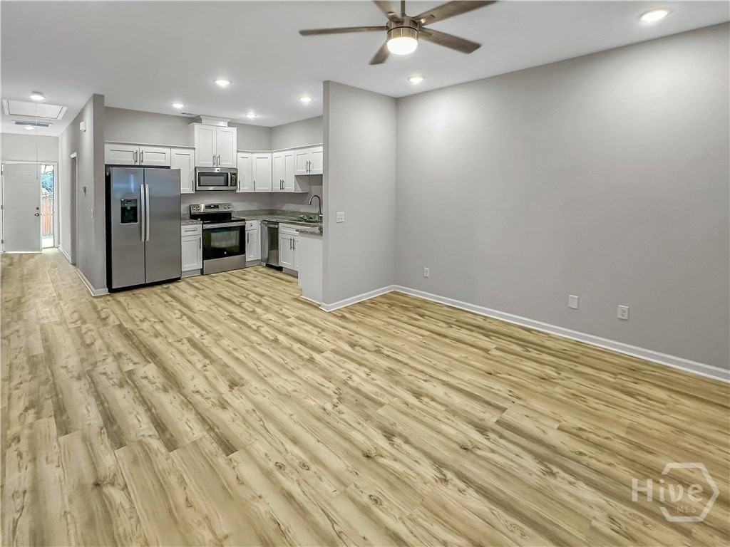 520 Davis Ave Unit B #B - Photo 4 of 14