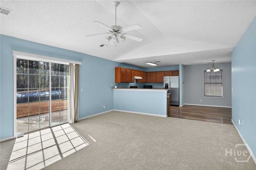 12 Stemson Way - Photo 4 of 22