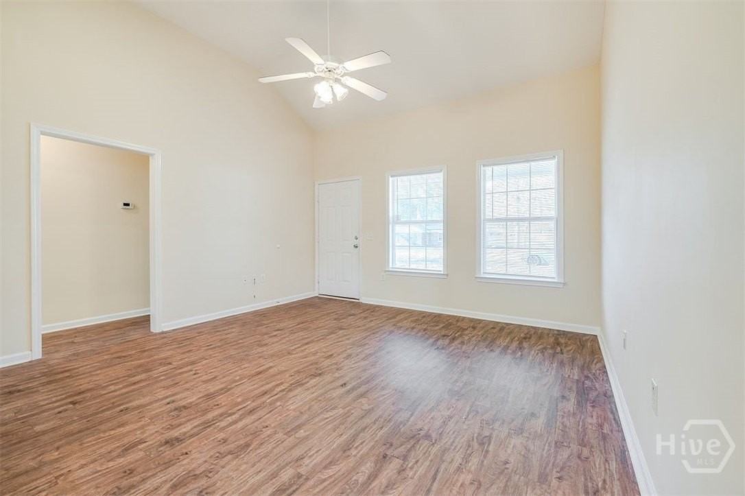 101 Usher Pl - Photo 7 of 27