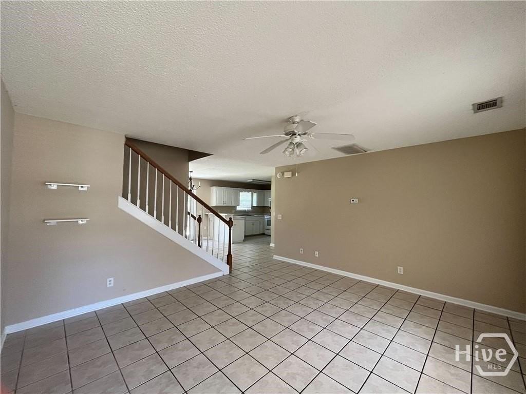 124 Aubrey Trl - Photo 2 of 17