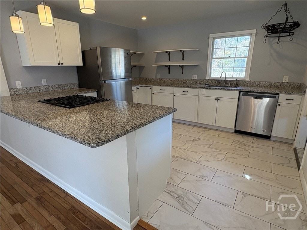 1714 E 60th St - Photo 5 of 13