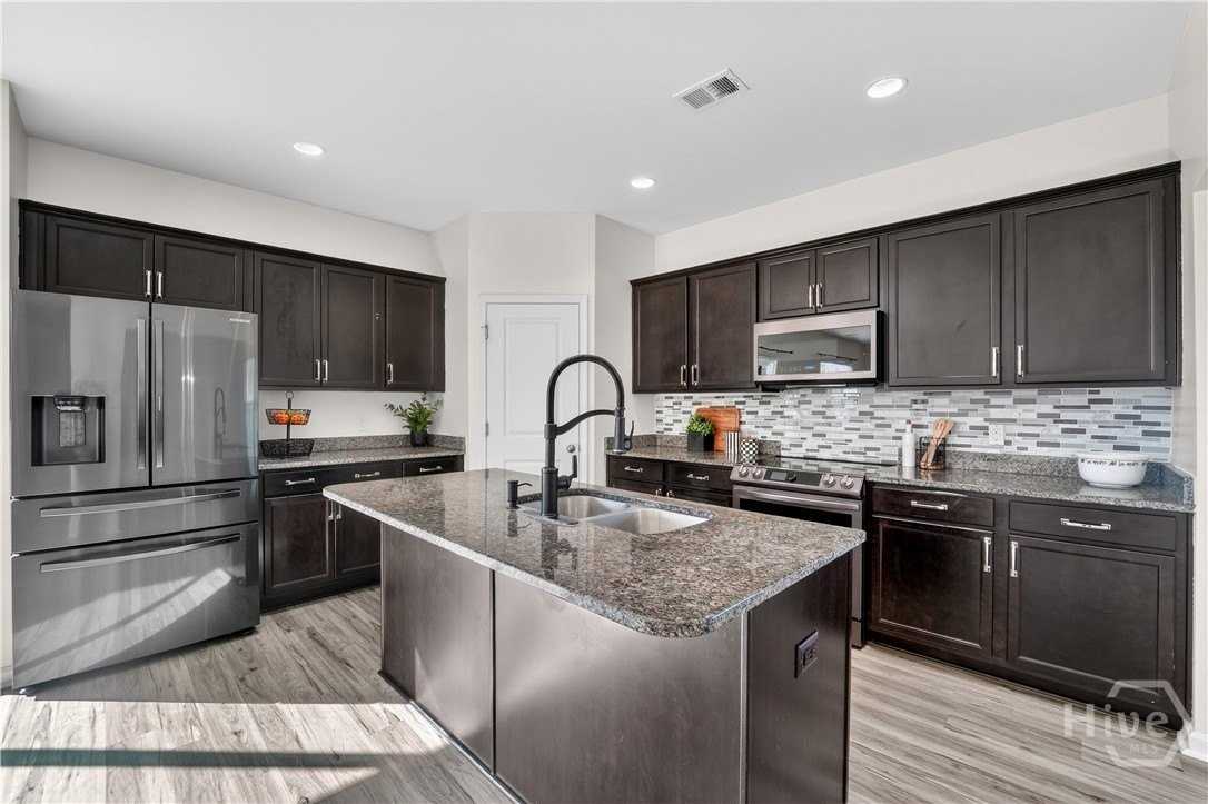 178 Somersby Blvd - Photo 7 of 47