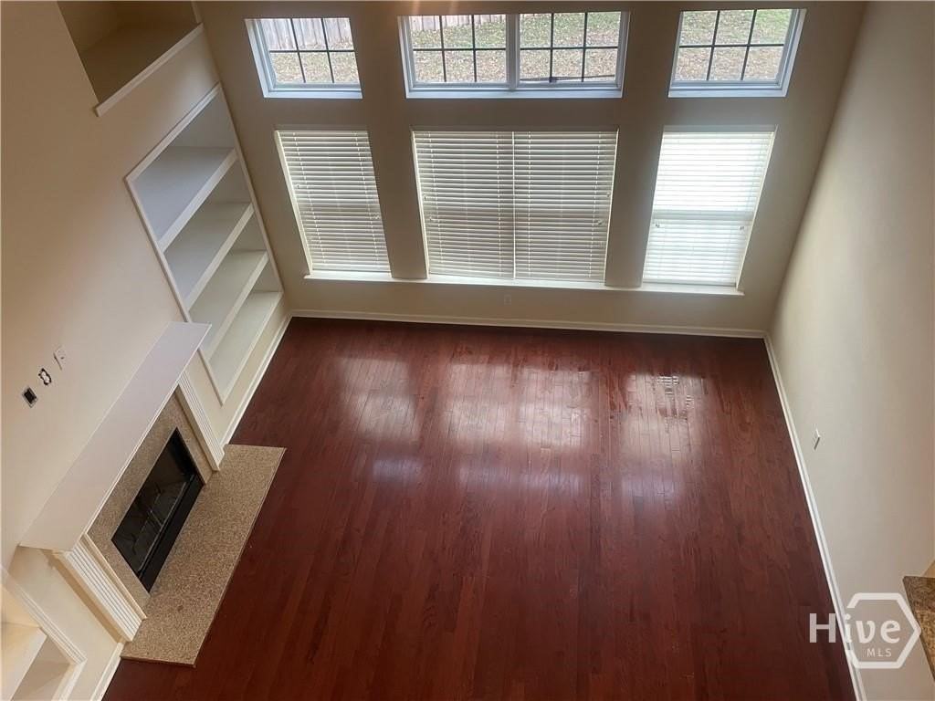 303 Grasslands Dr - Photo 3 of 14