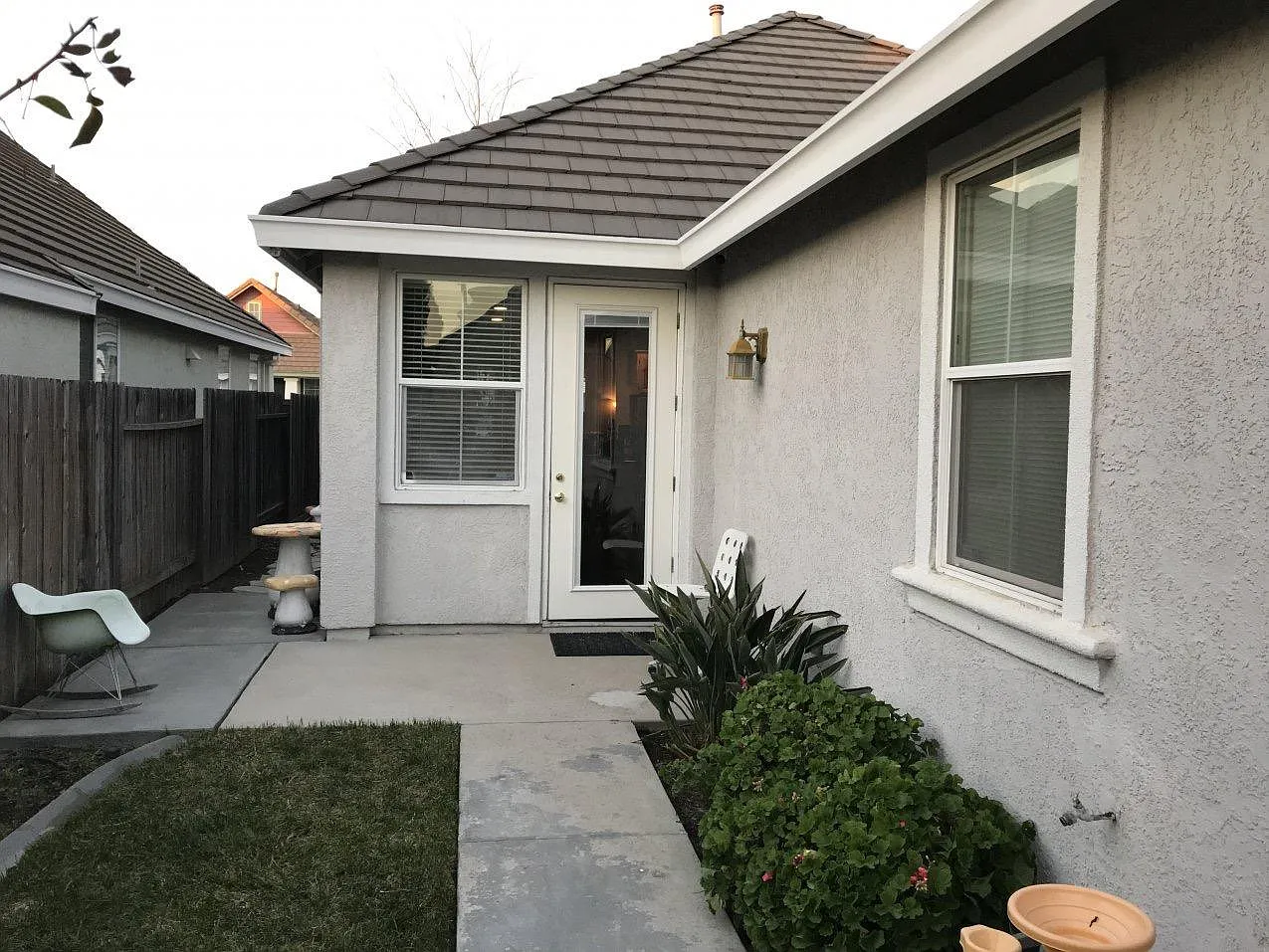 1874 Acari Ave #NA - Photo 6 of 7